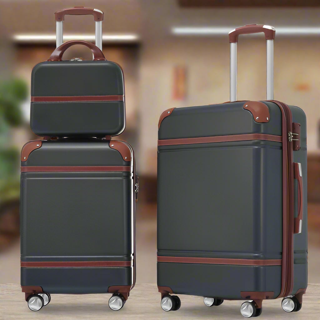 3 piece luggage set in black