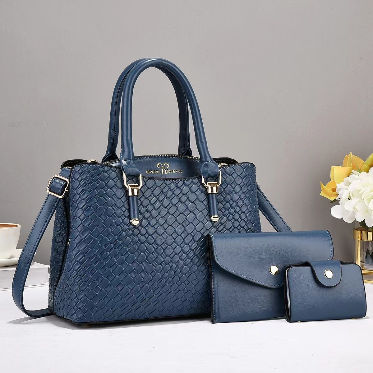 Baddie Vibe Hand Bag, and Clutch Set